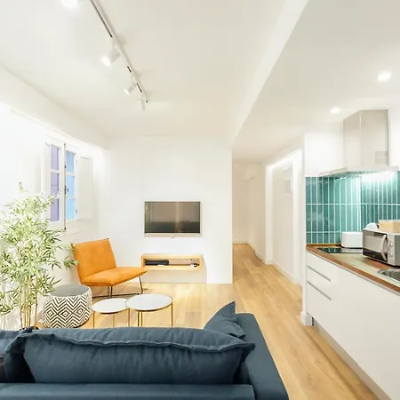 アパート Decorated And Renovated- 2bd 2bth- Center